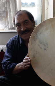 Seddigh Mohammadi Kurdish daf maker